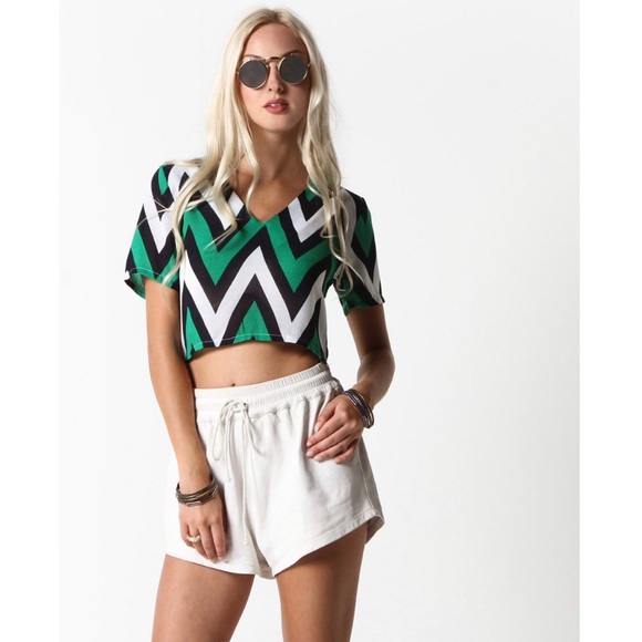 Dakota Zig Zag Crop Top (Green Multi) - Picture 2 of 8